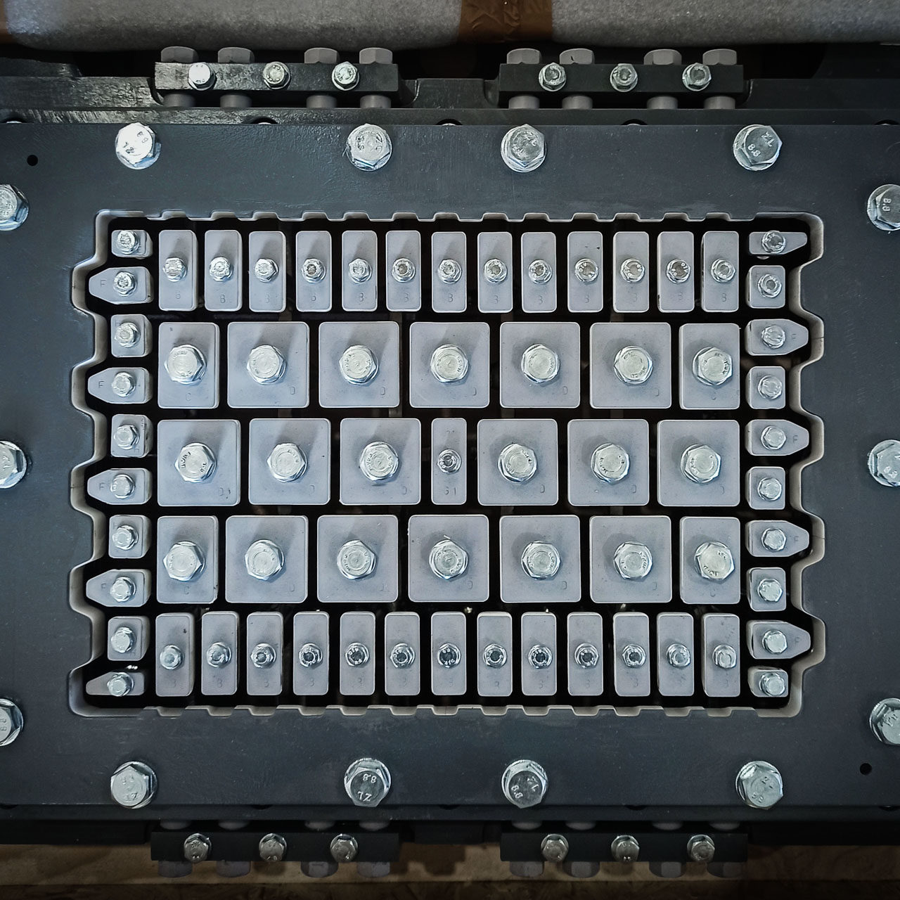 Dies-Thermal-Insulated-Blocks_sabofiliere_sq_012