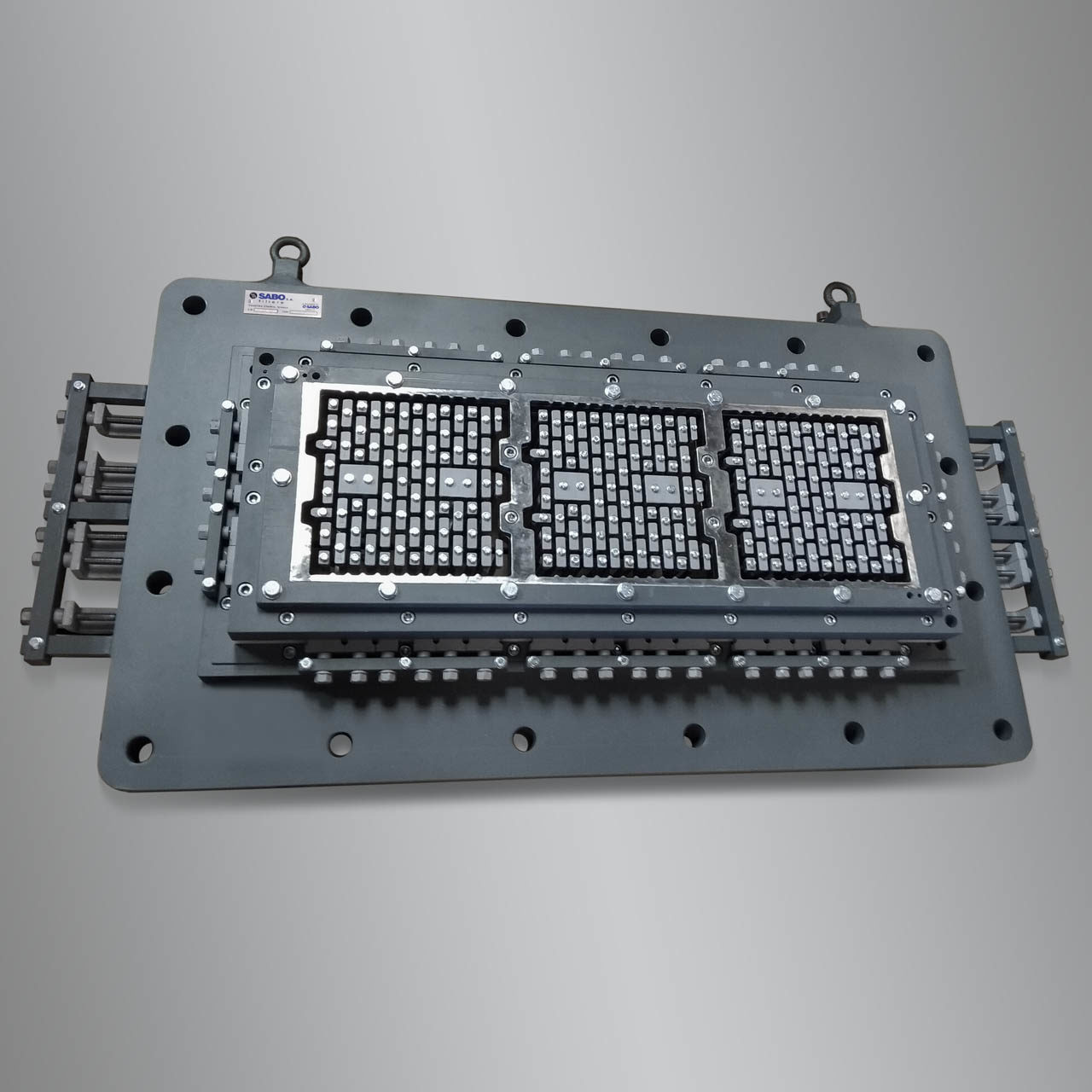 Dies-Thermal-Insulated-Blocks_sabofiliere_sq_020